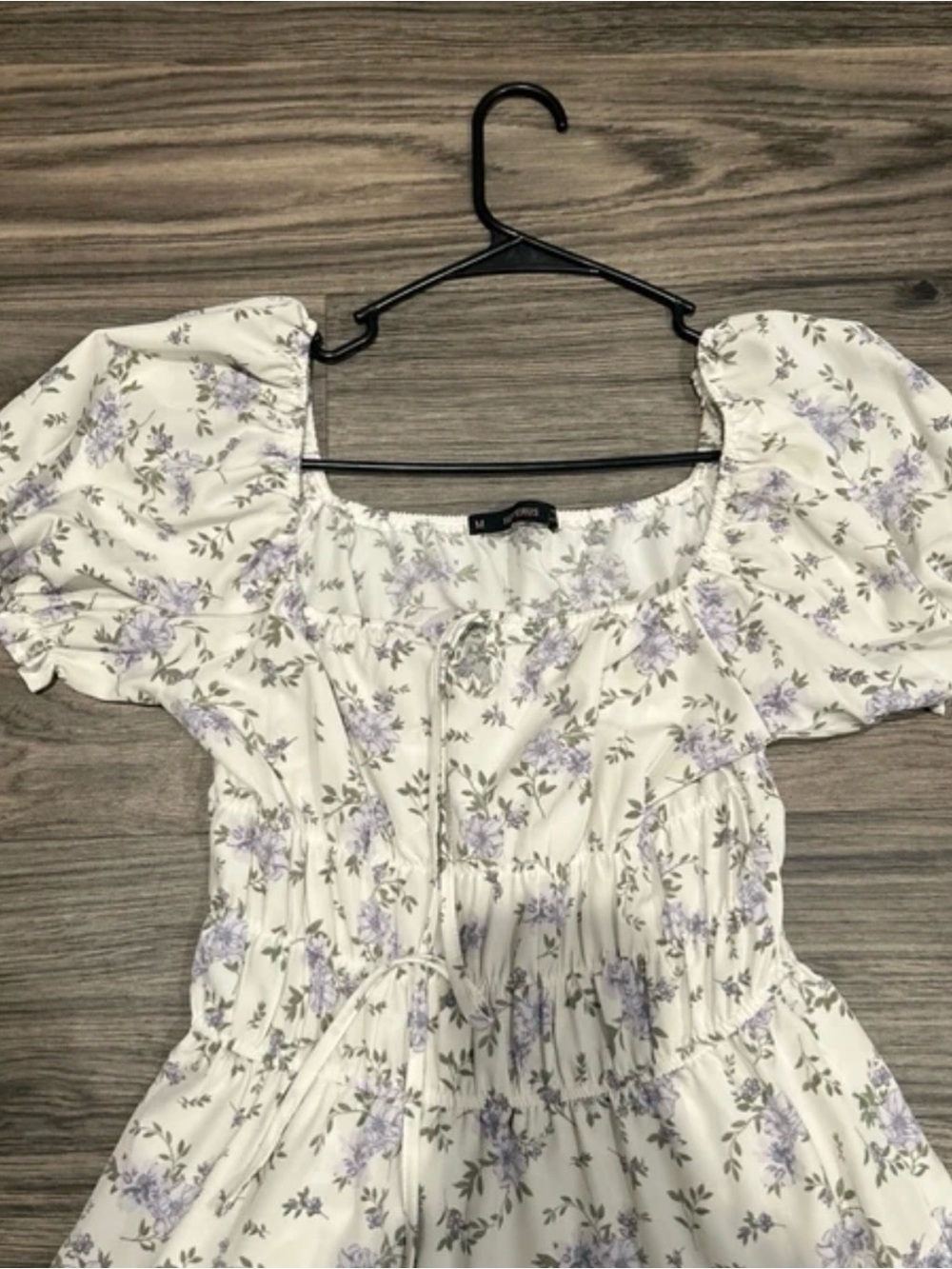 White Floral Midi Dress with Puff Sleeves M NWOT - Picture 2 of 6